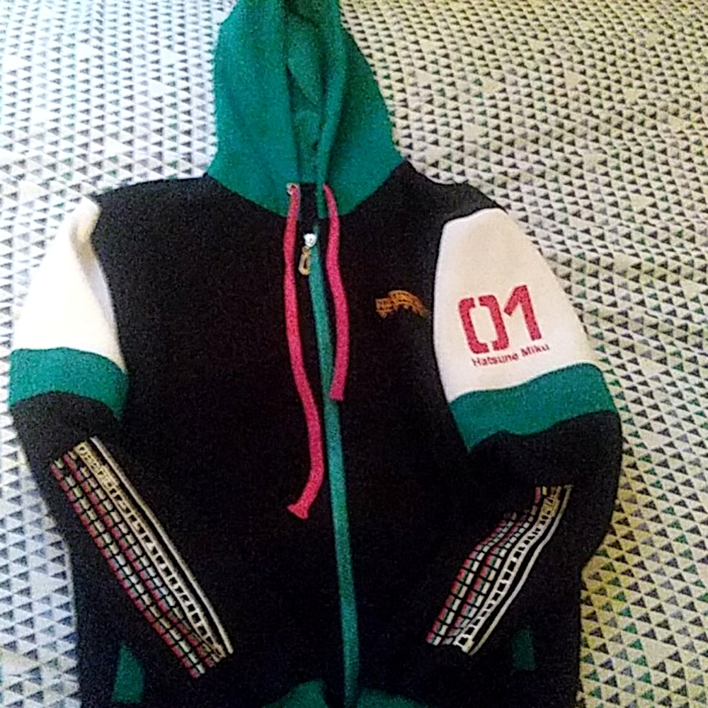 Hatsune Miku zip up hoodie